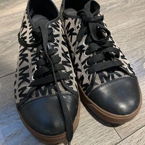 Michael Kors Sneakers - Size 10